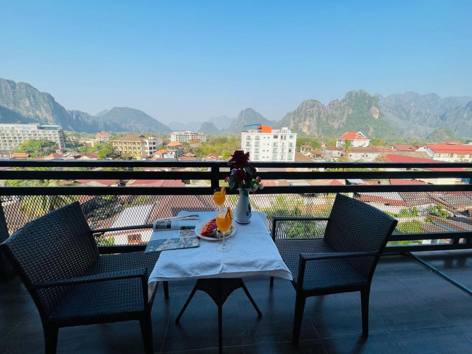 Vang Vieng Topview Hotel Exterior photo
