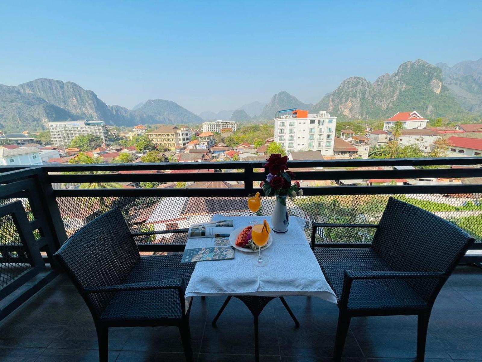 Vang Vieng Topview Hotel Exterior photo